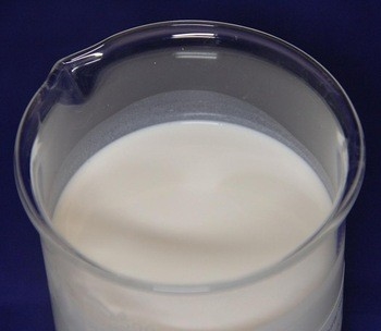 産業潤滑油LSC-500の高性能カルシウム ステアリン酸塩に塗る白い乳剤